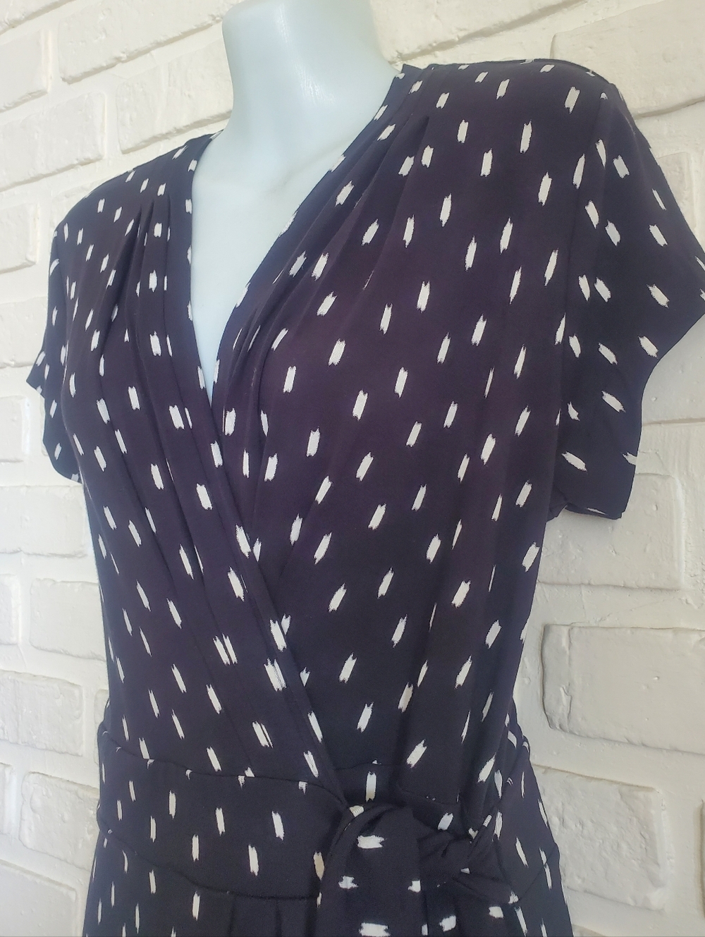 Ann Taylor Midi Wrap Dress Black And White Print Short Sleeves Size 8 - Picture 6 of 15